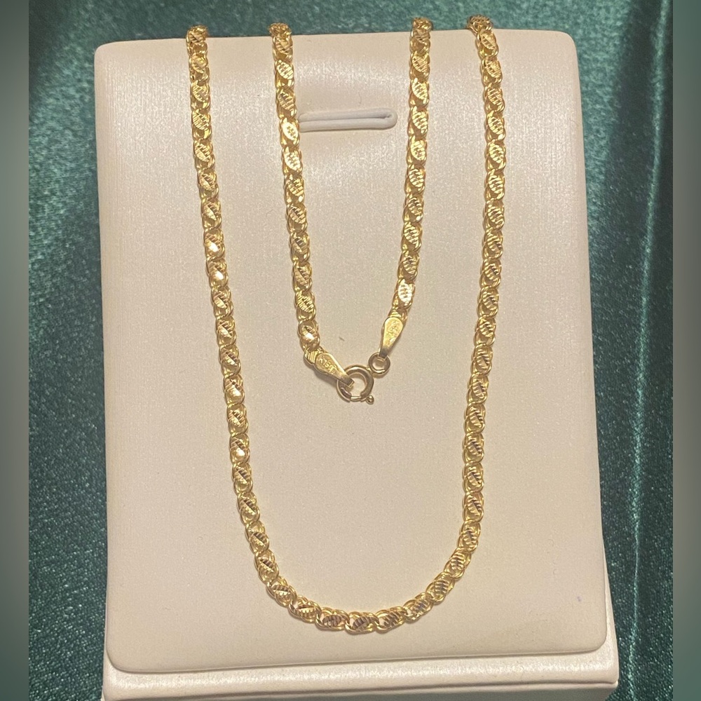 Real 18K Gold 15-1/2” Chain Necklace